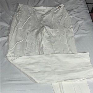 NWOT - Elegant White Women's Pants